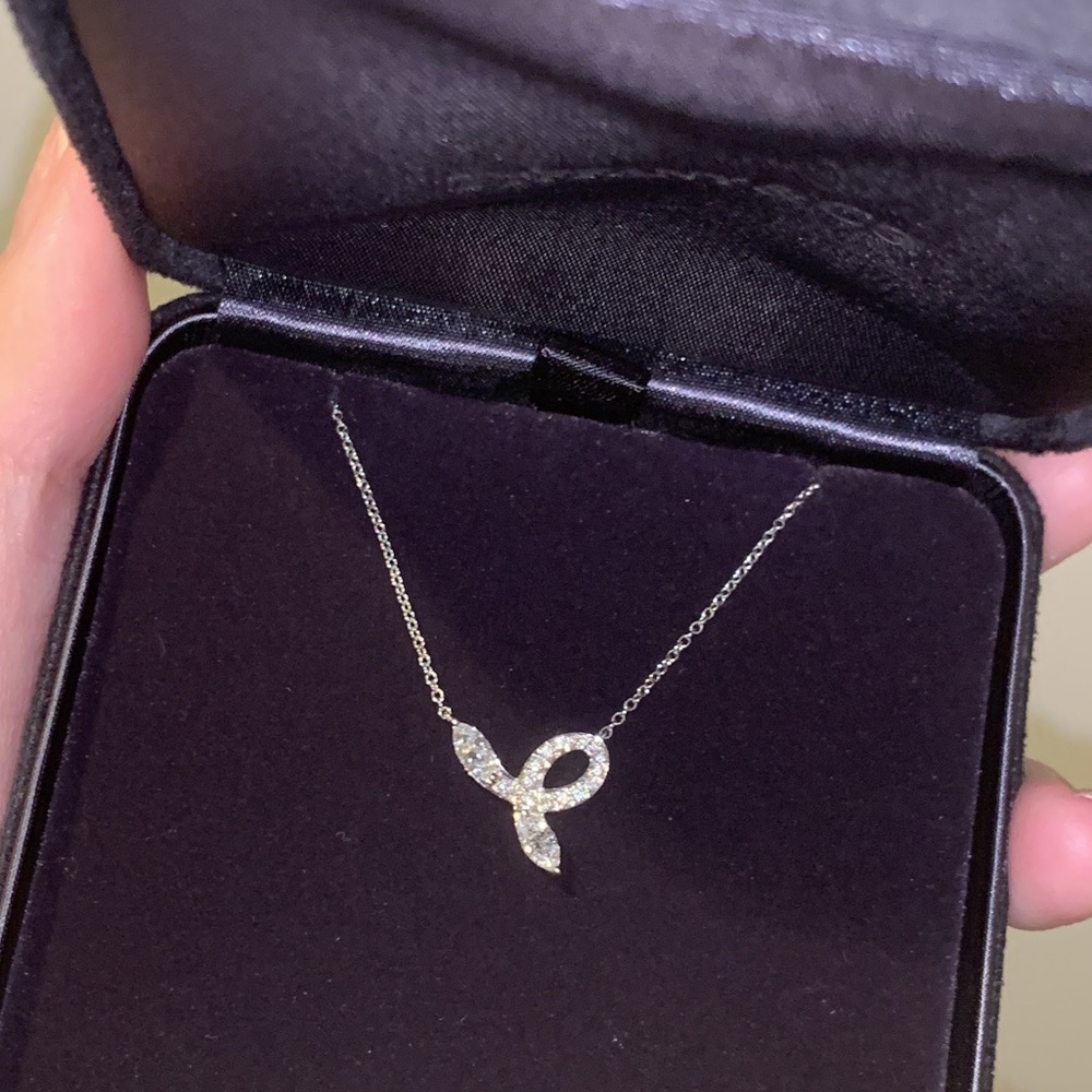 Tiffany Victoria bow necklace